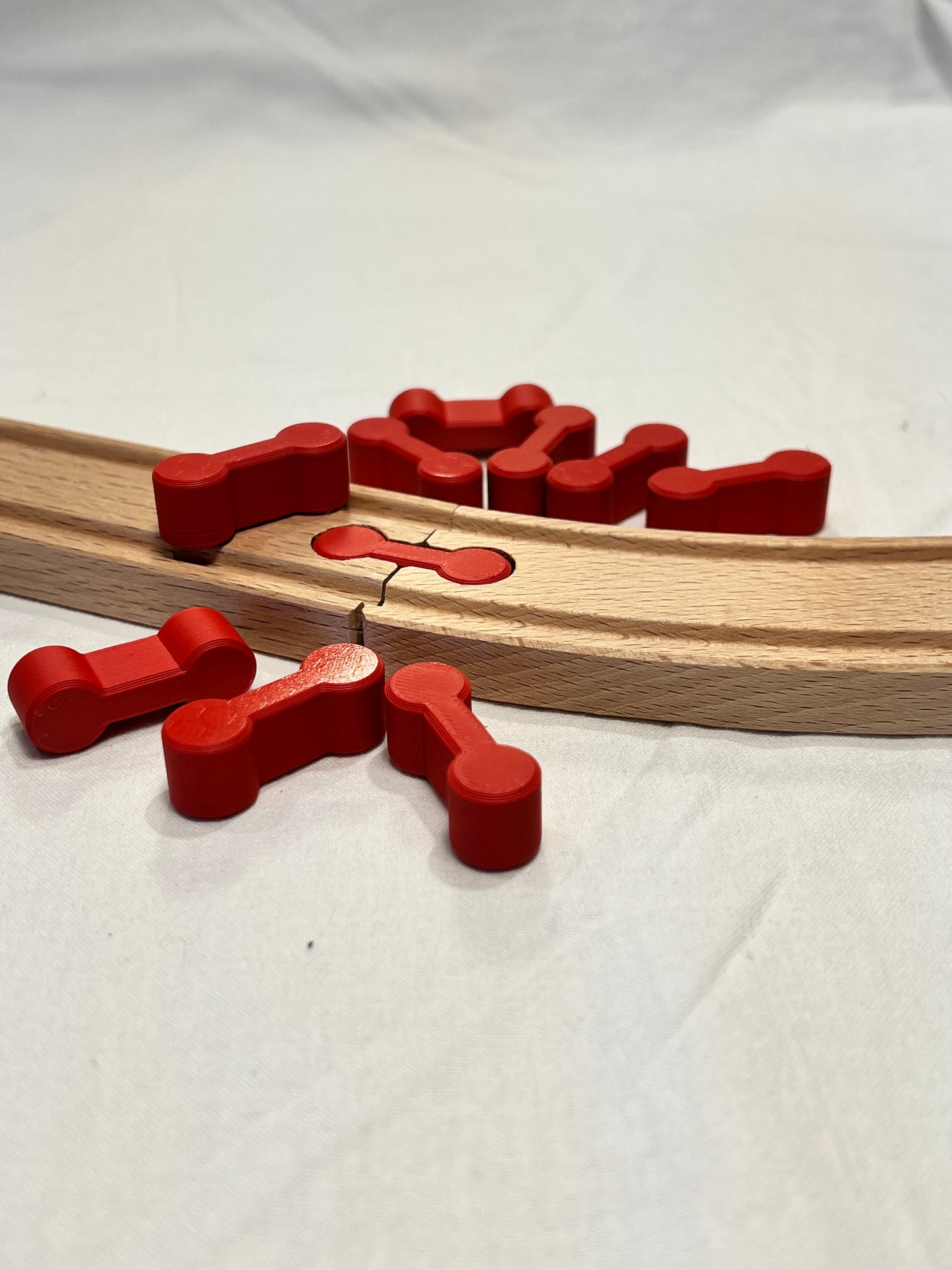 Bone-Style Train Track Connectors – Set of 10 - Compatible with Brio, IKEA, Lidl and more