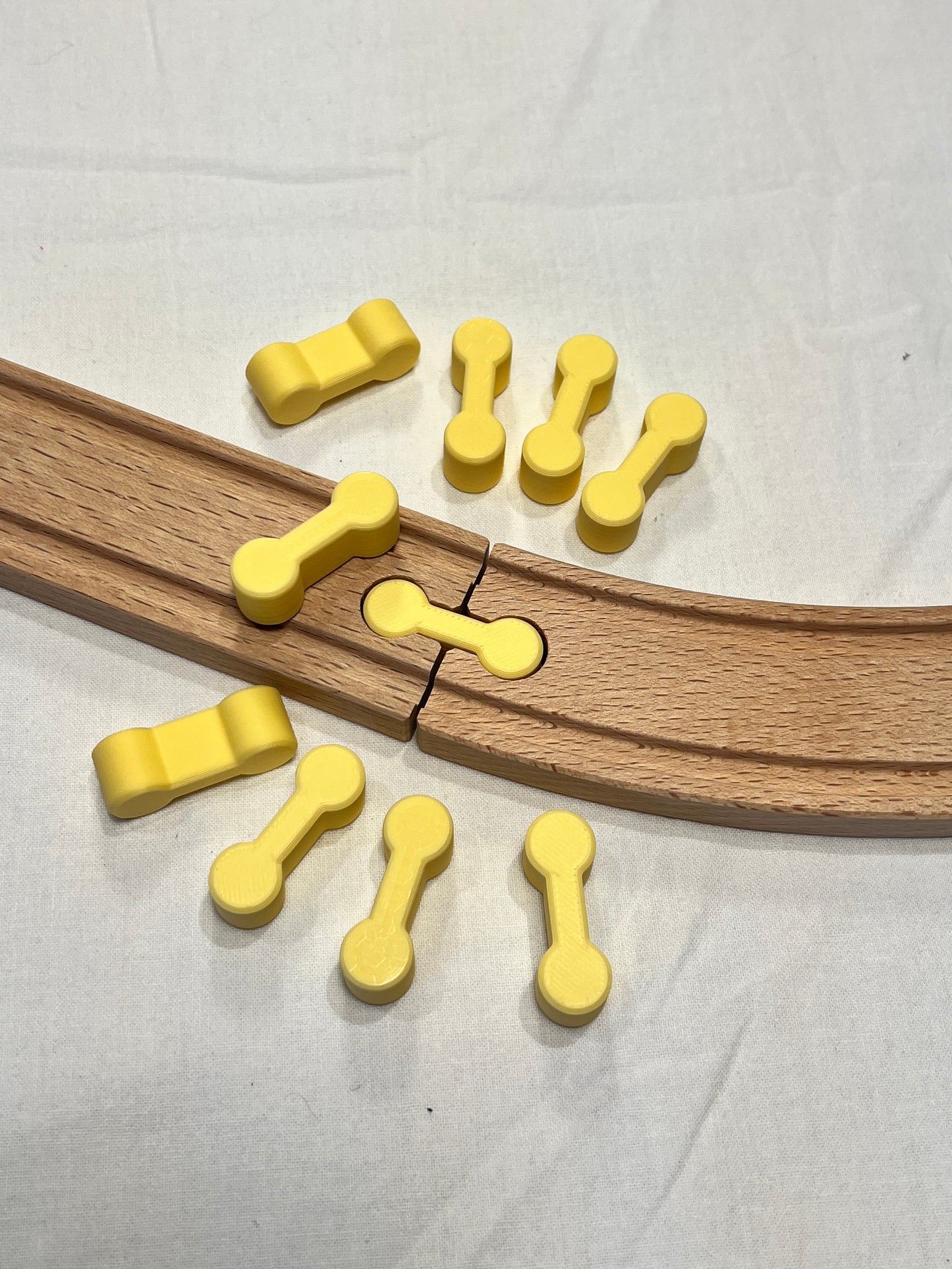 Bone-Style Train Track Connectors – Set of 10 - Compatible with Brio, IKEA, Lidl and more