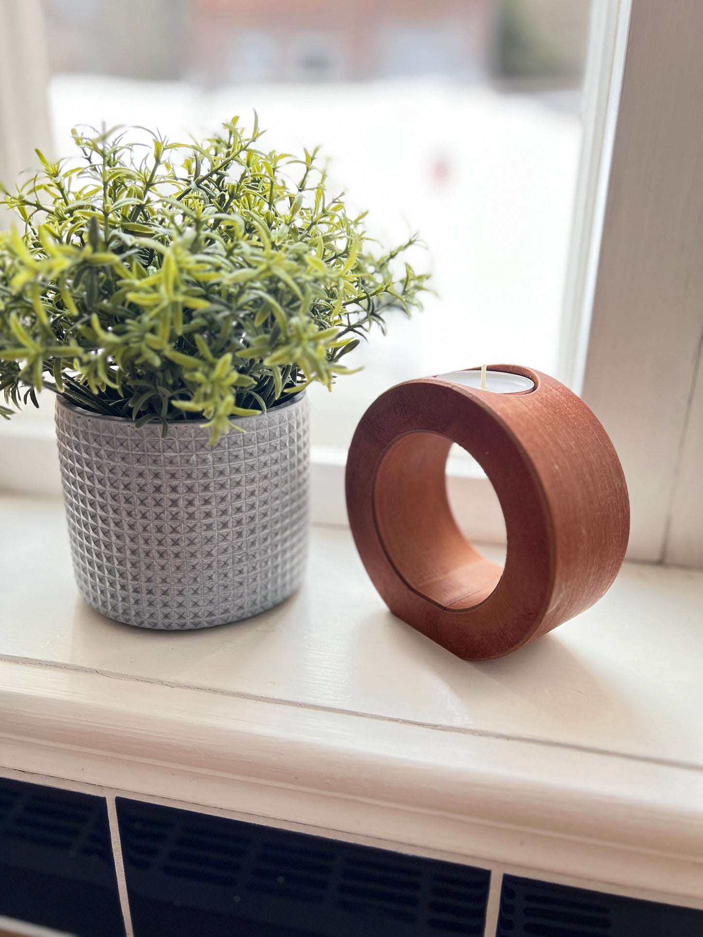 Handcrafted Wooden 3D-Printed Tealight Holder – Minimalist Candle Holder – Mahogany or Natural Birch Finish